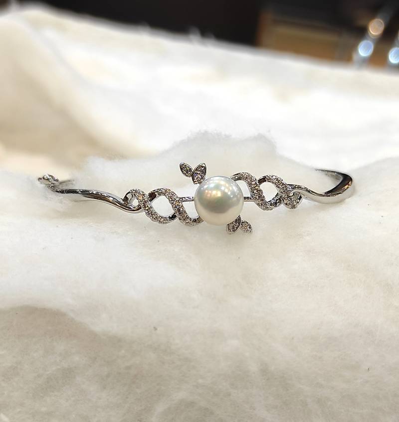 White pearl bracelets
