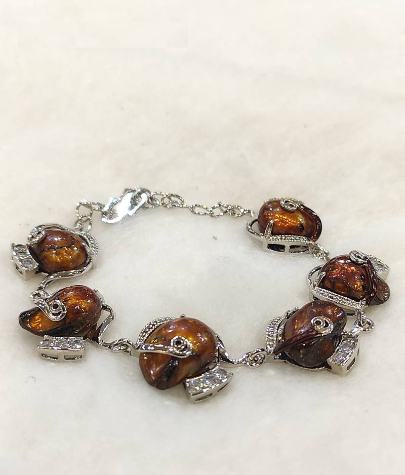 Brown mother of pearl bracelets