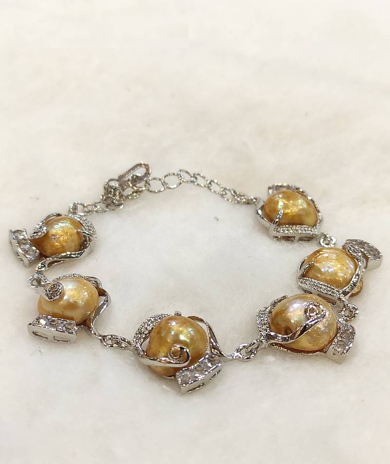 Brown mother of pearl bracelets
