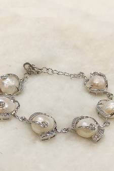 White mother of pearl bracelets