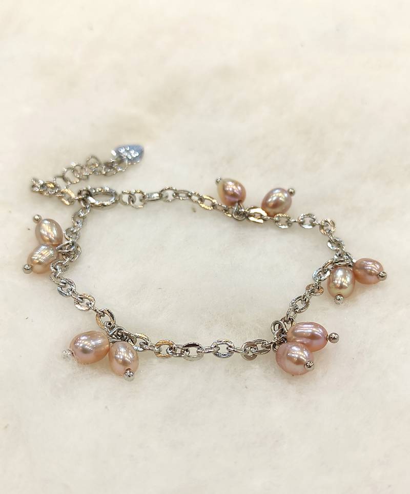Pink pearl bracelets