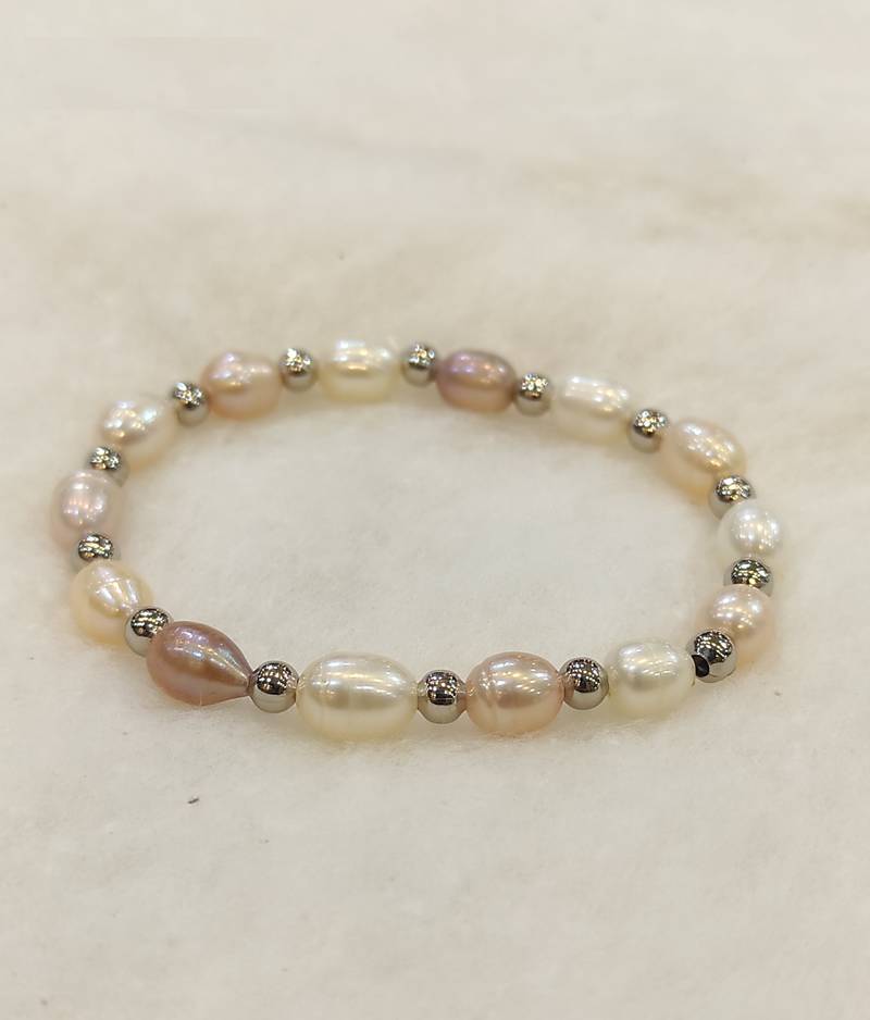 Pink pearl bracelets