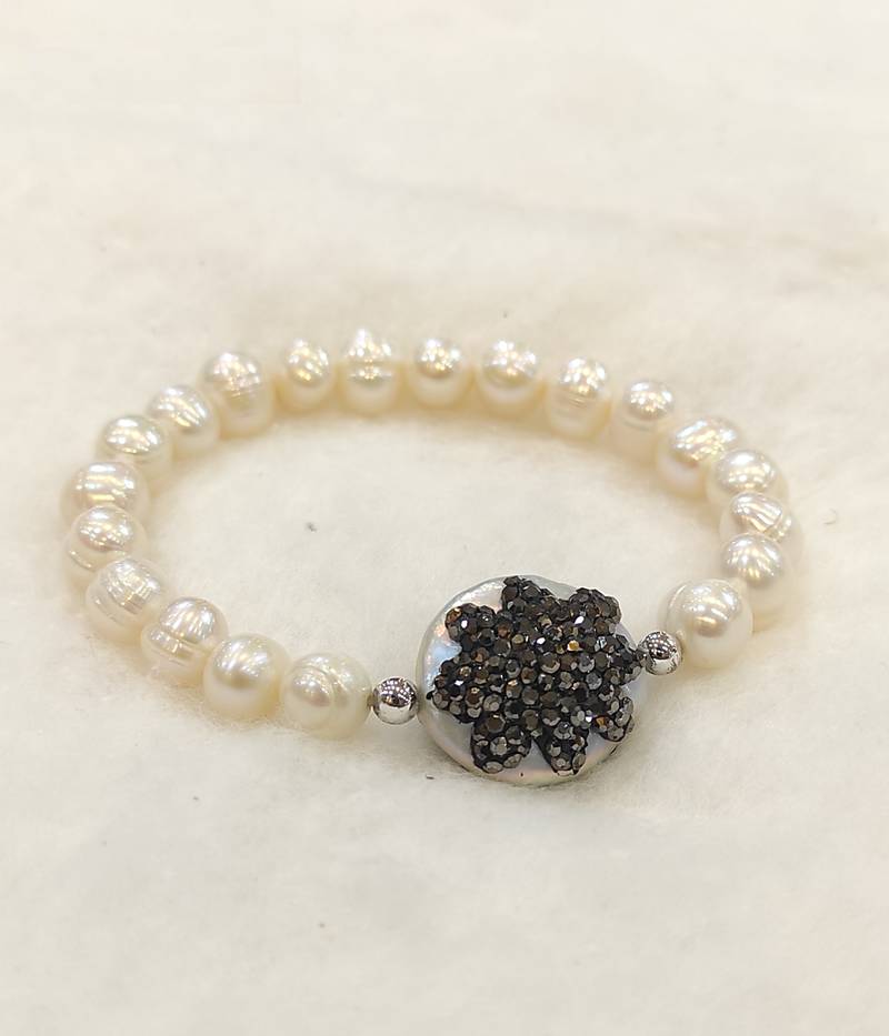 Multicolor pearl bracelets