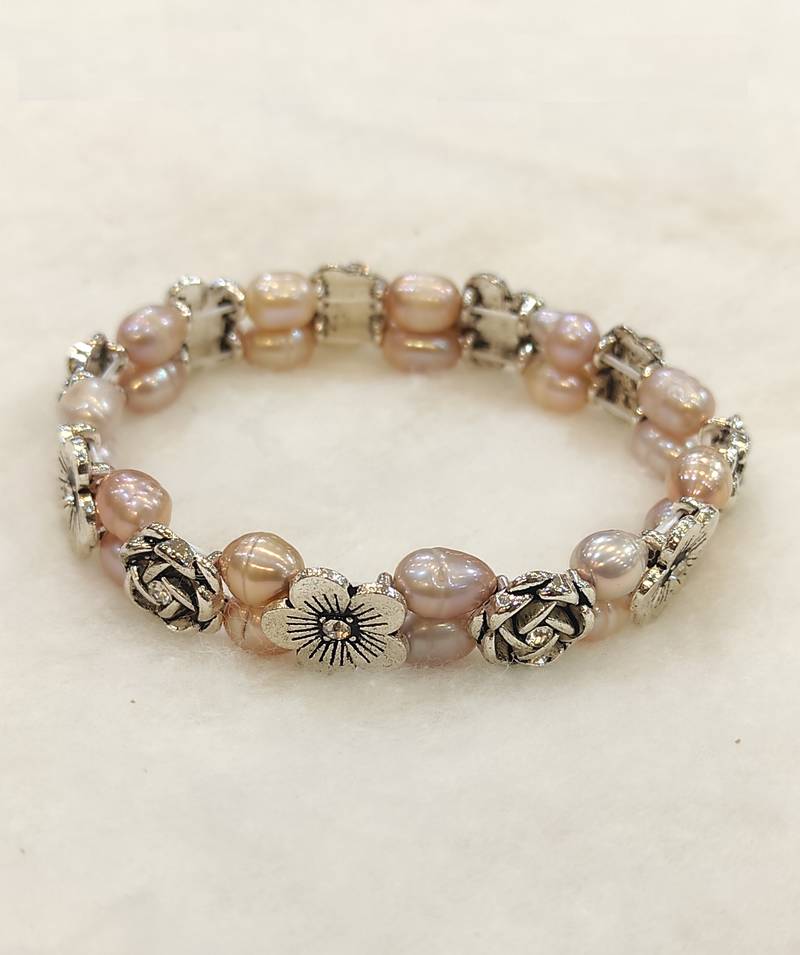 Pink pearl bracelets