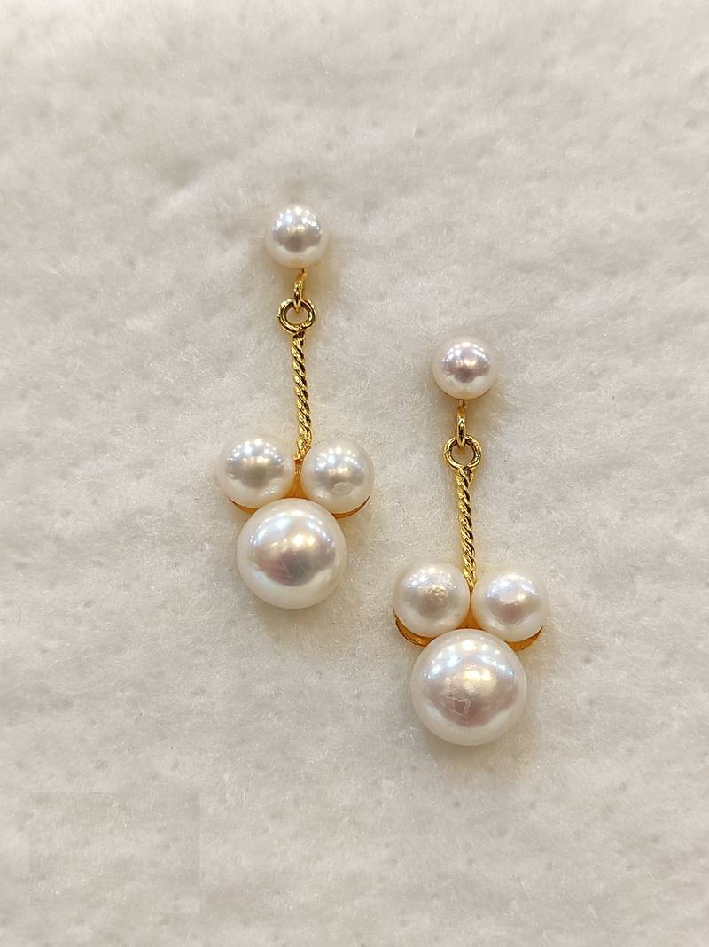 White pearl earrings