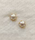 White pearl earrings