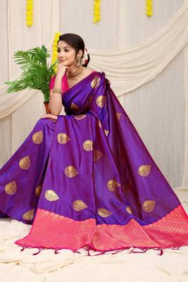 Violet Woven silk blend Saree With Blouse 2