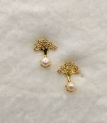 White pearl earrings