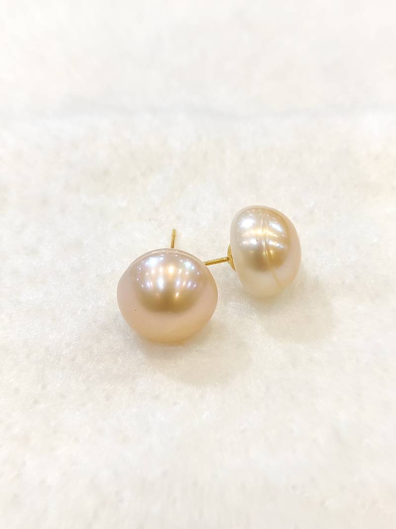 White pearl earrings