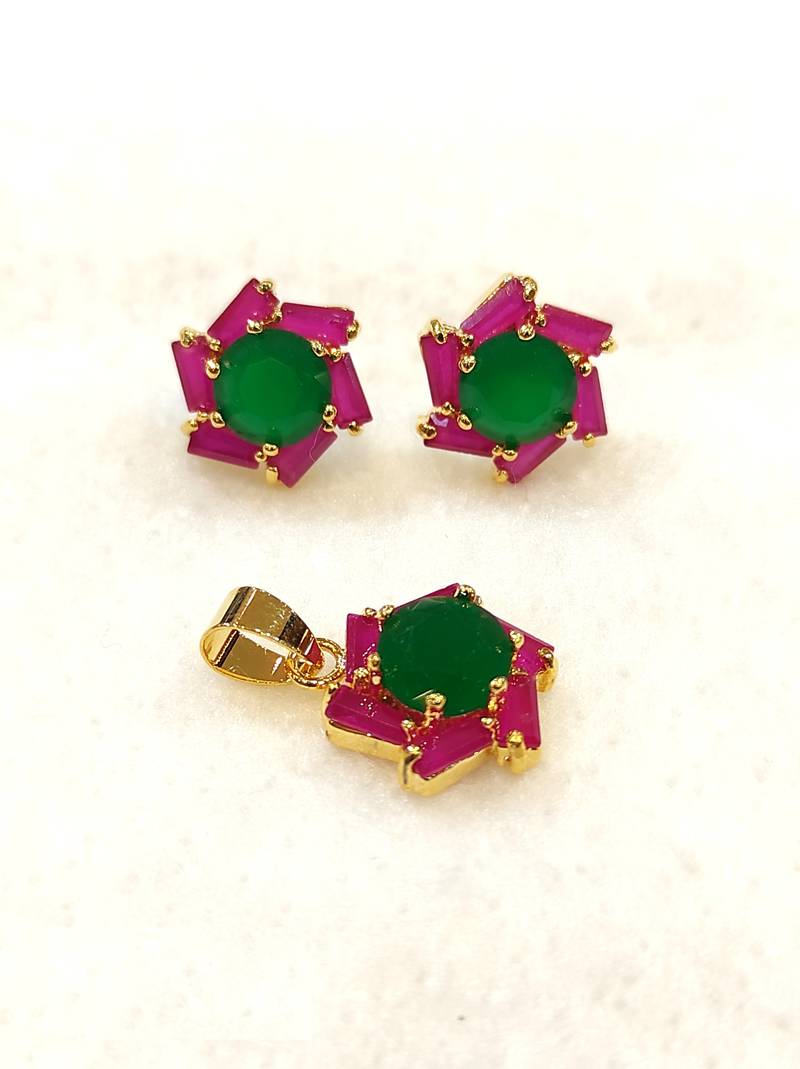 Multicolor diamond pendants