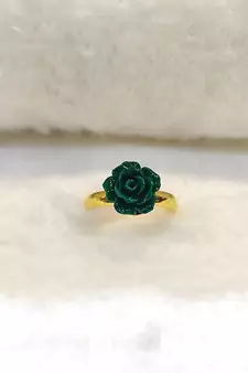 Green coral rings