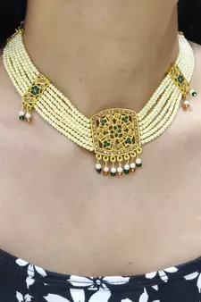 Green Jadau Necklace Set