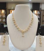 White pearl necklace-sets