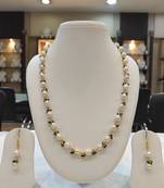 White pearl necklace-sets