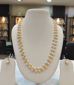 White pearl necklace-sets