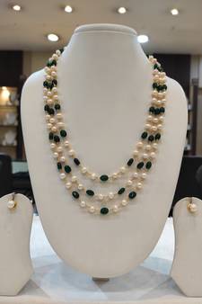 Green pearl necklace-sets
