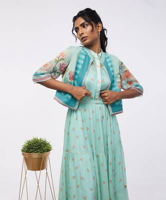 Blooming Bud Printed Tiered Dress With Jacket 4