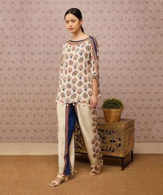 Sarouk Printed Embroidered Co-Ord Set 2