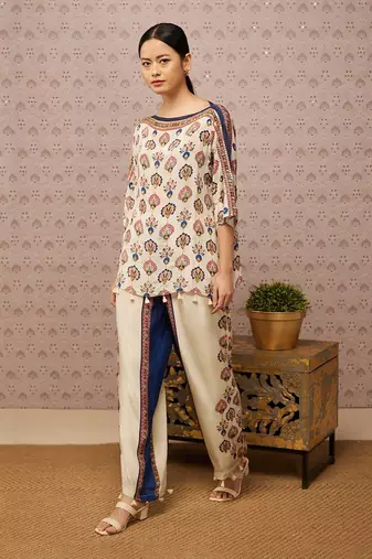 Sarouk Printed Embroidered Co-Ord Set