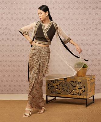 Sarouk Printed Drape Skirt Set With Jacket 1