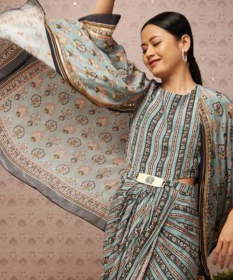 Sarouk Embroidered Drape Dress With Cape 3