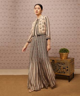 Sarouk Printed Jumpsuit With Jacket 3