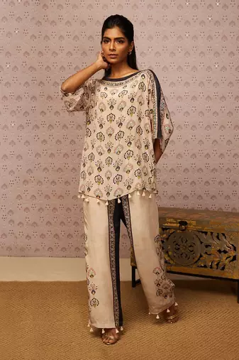 Sarouk Embroidered Co-Ord Set