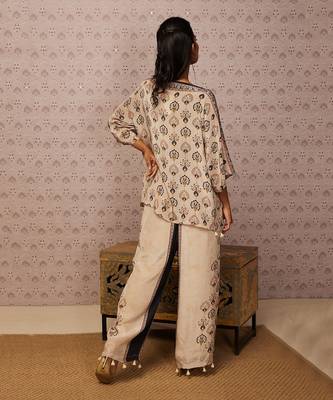 Sarouk Embroidered Co-Ord Set 5