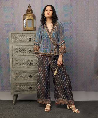 Ikaya Embroidered Angarkha Set 3