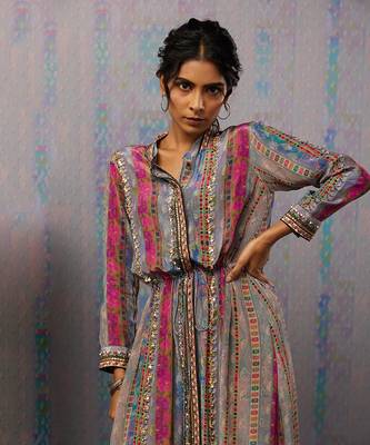 Ikaya Embroidered Dress With Tie-Up 4
