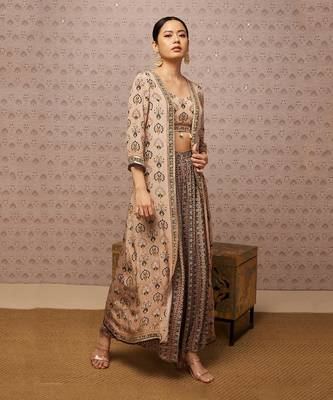 Sarouk Embroidered Co-Ord Set With Jacket 3