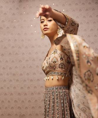 Sarouk Embroidered Co-Ord Set With Jacket 4