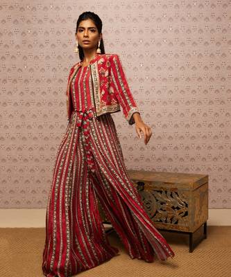 Sarouk Embroidered Jumpsuit With Jacket 3