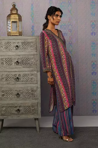 Ikaya Printed Angarkha Kurta Set