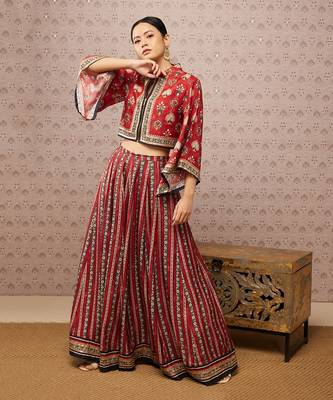 Sarouk Embroidered Lehenga Set With Jacket 2