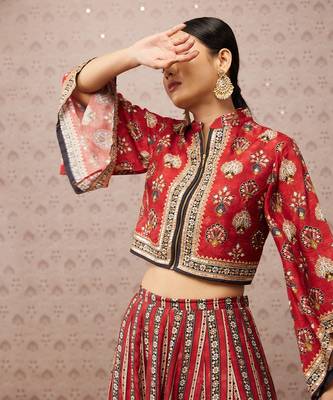 Sarouk Embroidered Lehenga Set With Jacket 3