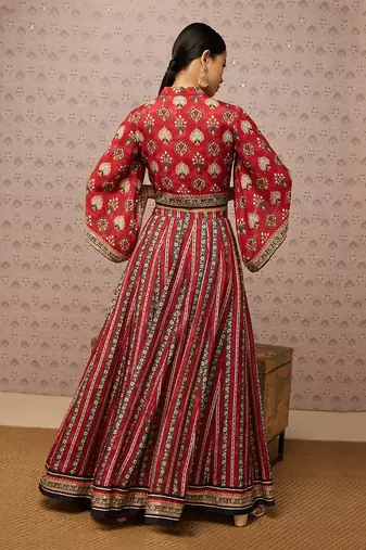 Sarouk Embroidered Lehenga Set With Jacket