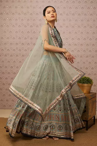 Sarouk Embroidered Lehenga Set With Dupatta