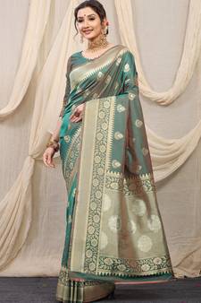 Green Woven Silk Blend Saree With Blouse