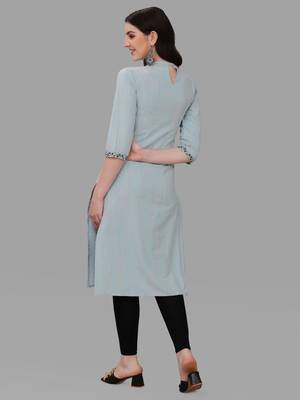 Gruhnaree Sky Floral Yoke Design A-Line Kurta 5