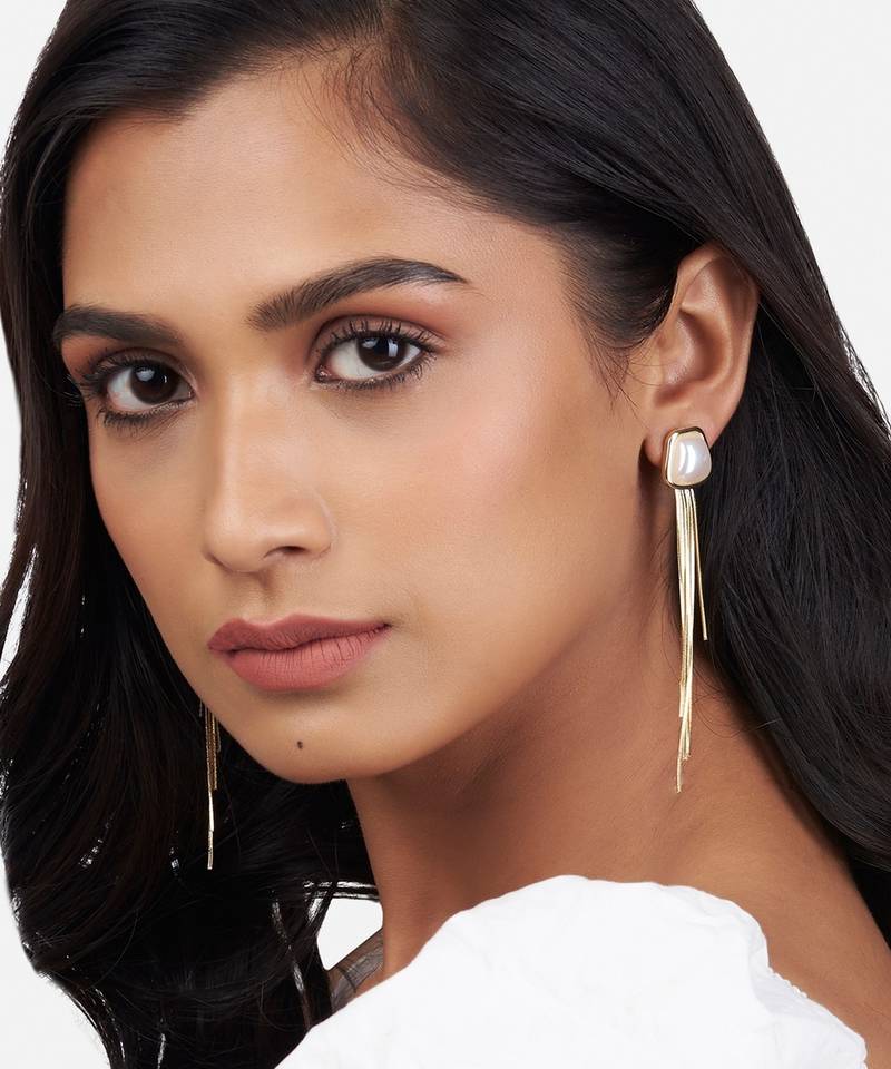 Gold Tone Chain Drop Earrings With Pearls