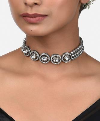 Grey Pearl And Kundan Polki Choker Necklace 2