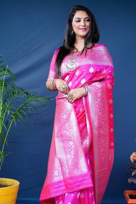 Pink woven Banarasi silk blend saree with blouse 2