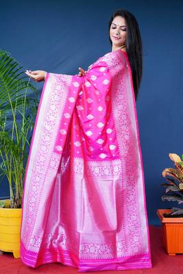 Pink woven Banarasi silk blend saree with blouse 3