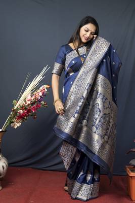 Blue Faux kanchipuram Blend Pure silk handloom saree 2