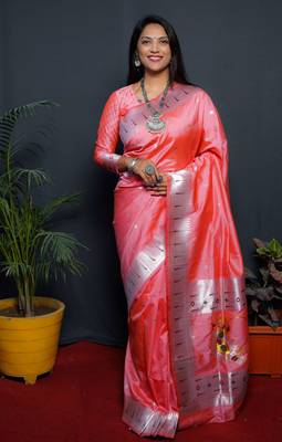 Peach Woven Pure Paithani Silk Blend Saree With Blouse 1