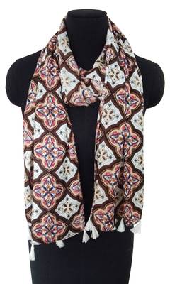 Printed Scarves With Fringes 1