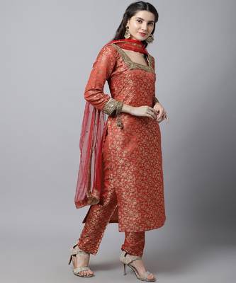 Scarlet Red Brocade Kurti with Straight Pants And Net Stone Dupatta 3