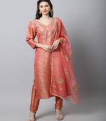 Maharani Pink Embroidered Kurti With Straight Pants And Organza Dupatta