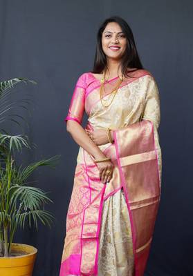 Cream Woven Work kanchipuram silk blend saree 3